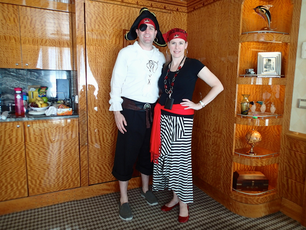 How To Dress For Pirate Night On A Disney Cruise - TheSuburbanMom
