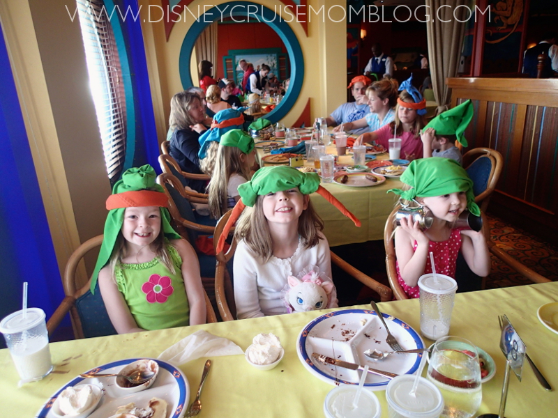 All about the character breakfast experience on the Disney Magic and Disney Wonder.