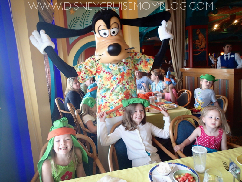 All about the character breakfast experience on the Disney Magic and Disney Wonder.