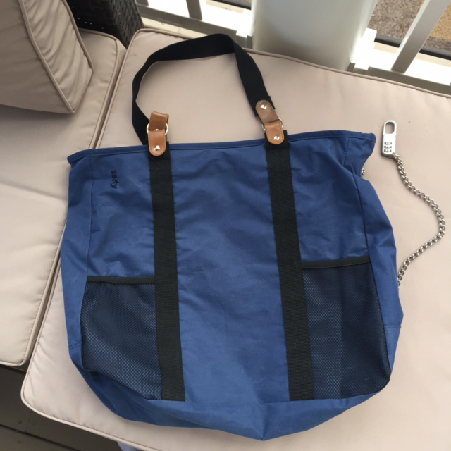 KYSS bag review