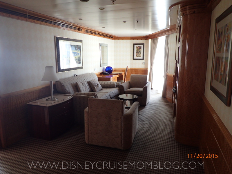 Disney Wonder concierge room