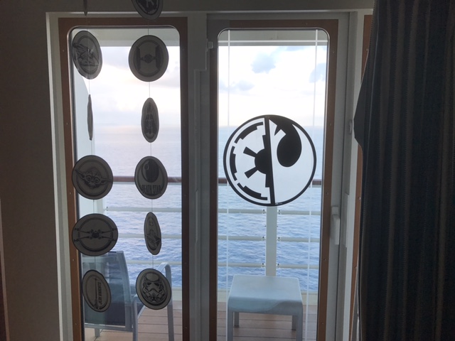 Disney Dream room 9588 with the Glow in the Dark Star Wars Stateroom Experience