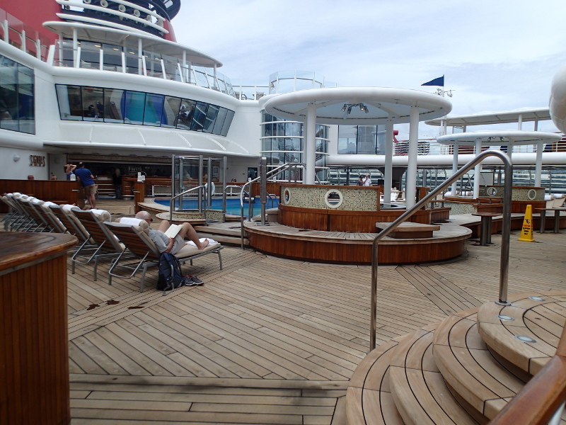 Disney Wonder Quiet Cove Pool