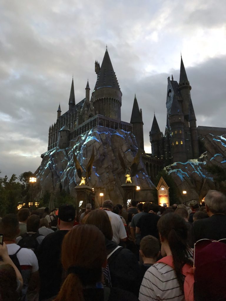 Universal Orlando Hogwarts caste holiday show