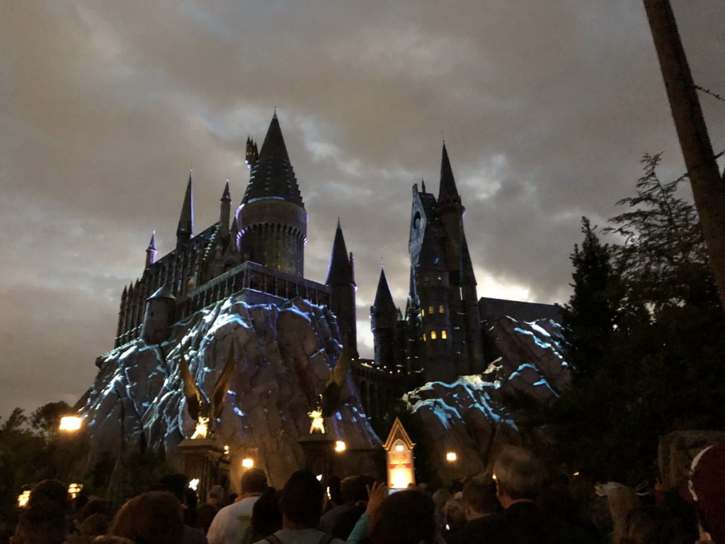 Universal Orlando Hogwarts caste holiday show