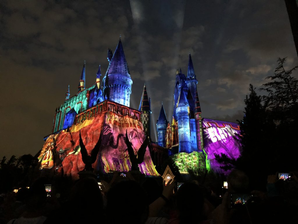 Universal Orlando Hogwarts caste holiday show