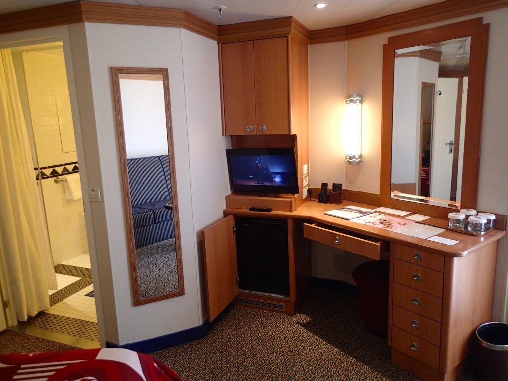 Disney Wonder Room 7136