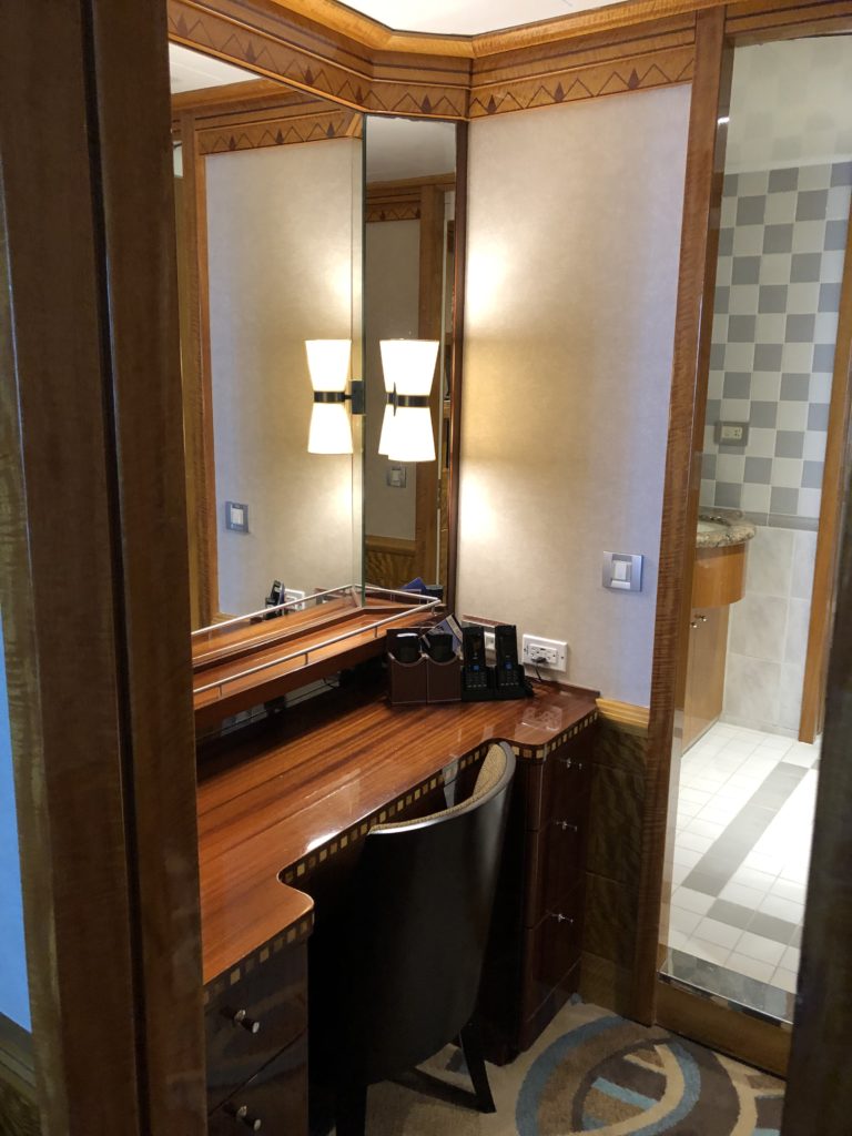 Disney Wonder Concierge One Bedroom Suite 8022