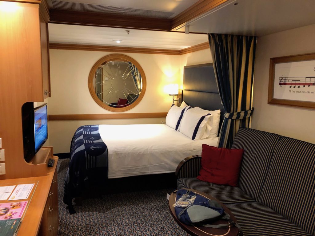 Disney Magic stateroom 2643