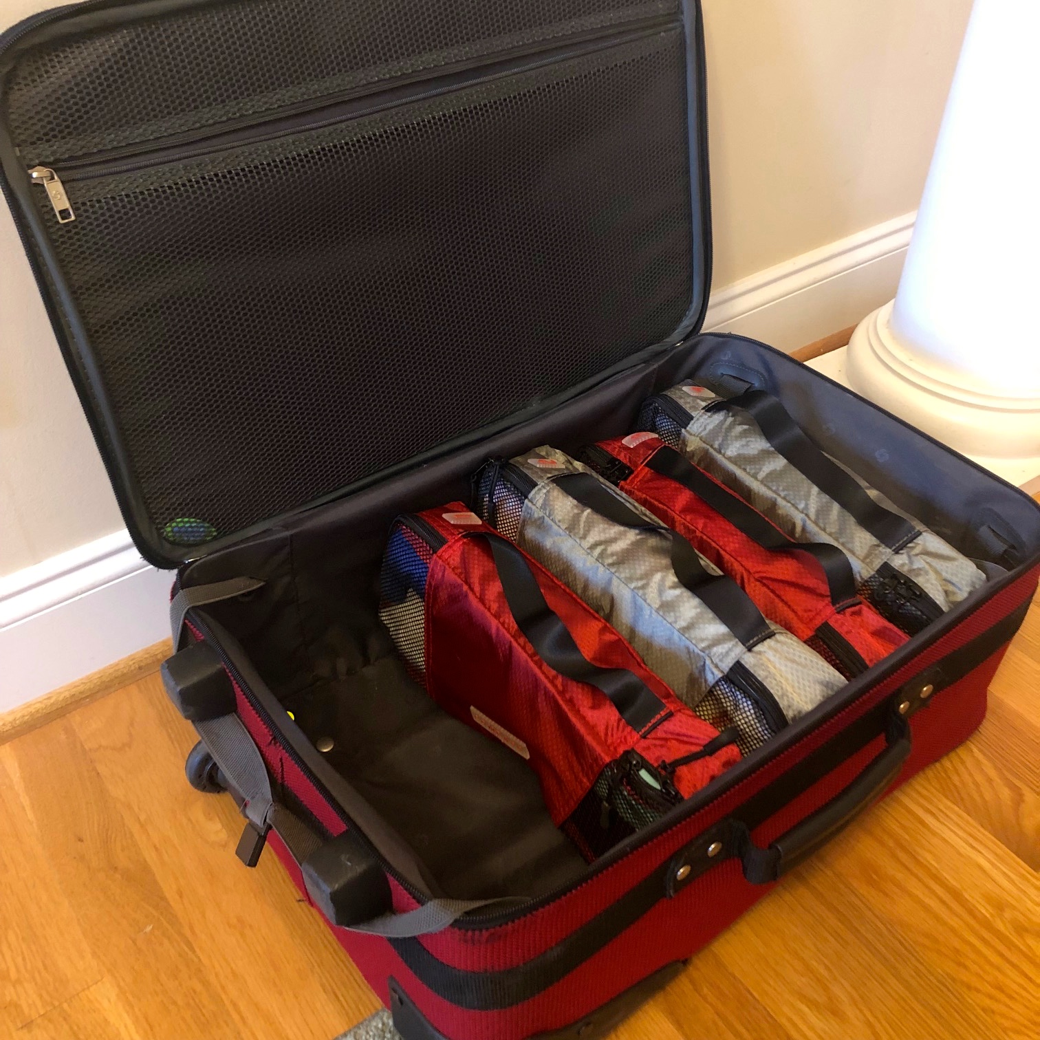 Compass Packing Cubes