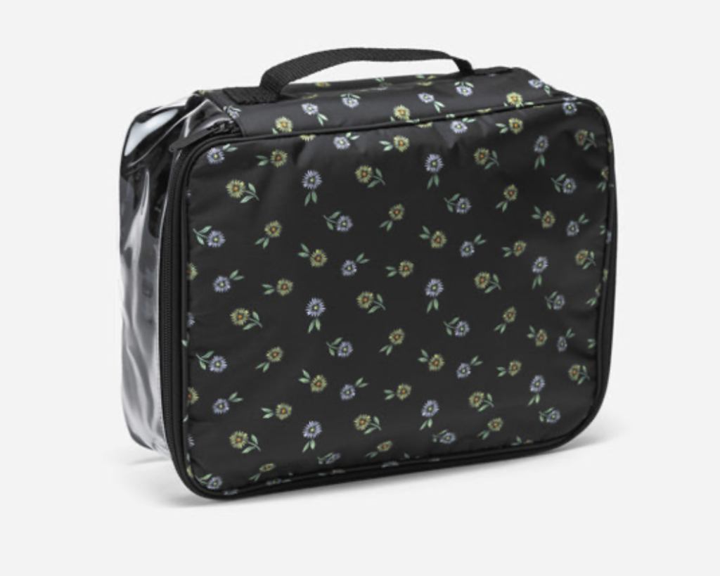 Thirty One travel case giveaway by Teri